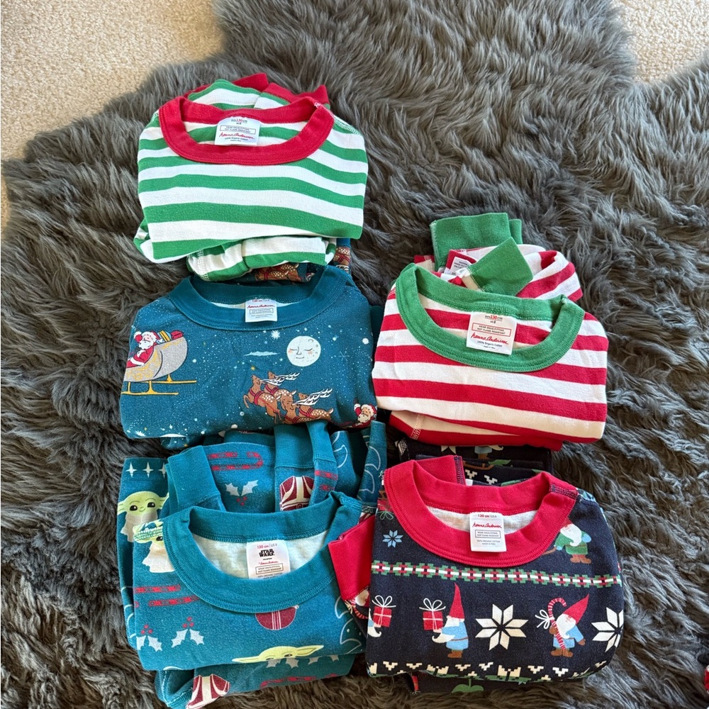 Hanna Andersson Christmas pajama lot